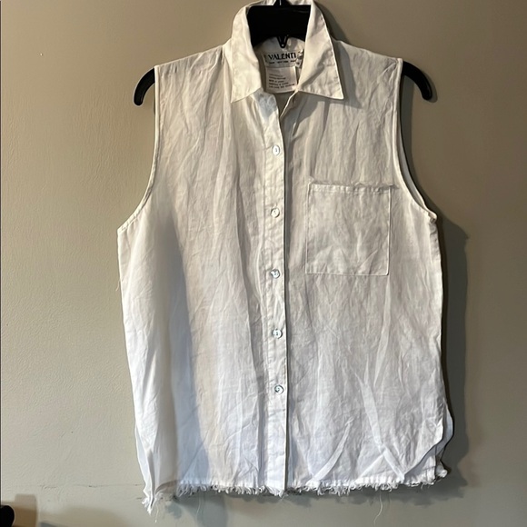 White Sleeveless Linen Button Down Shirt - Picture 1 of 5